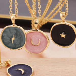 Woman Accessories